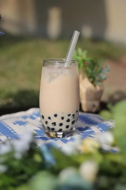 奶茶品牌们竞争的究竟是什么？——奶茶行业漫话