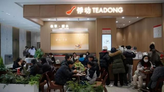 春节茶饮市场“热辣滚烫”，19年悸动凭什么再造热点？